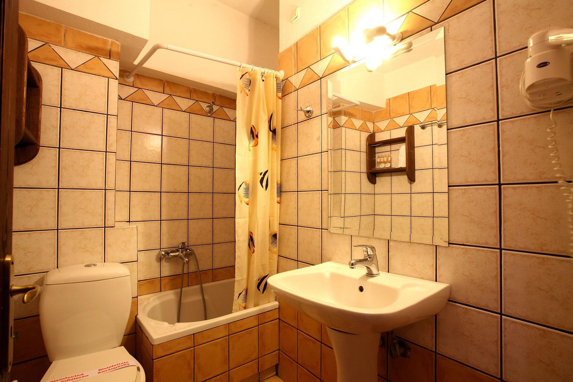 Fretzato Aparthotel Eláti Екстериор снимка